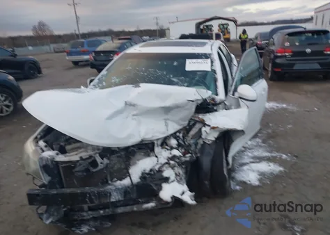 2012 Toyota Camry Se z USA, uszkodzony, nr VIN 4T1BF1FK9CU128798